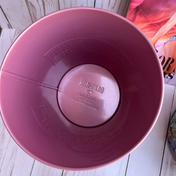 Taylor Swift Eras Tour Film Set - Picture 2 of 4